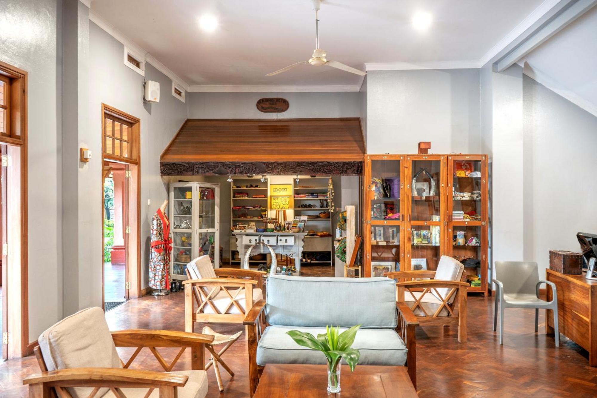 Masindi Hotel Экстерьер фото