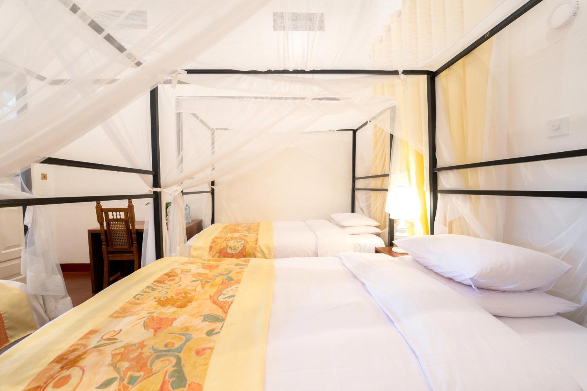 Masindi Hotel Экстерьер фото