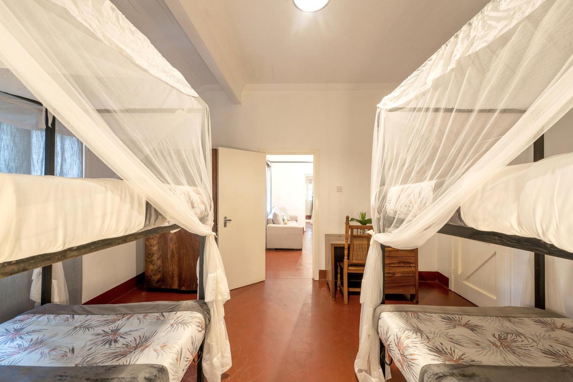 Masindi Hotel Экстерьер фото